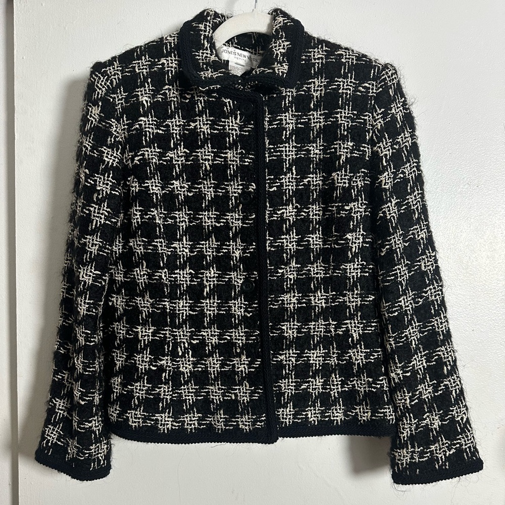 Jones New York black & white pain tweed blazer size 6P